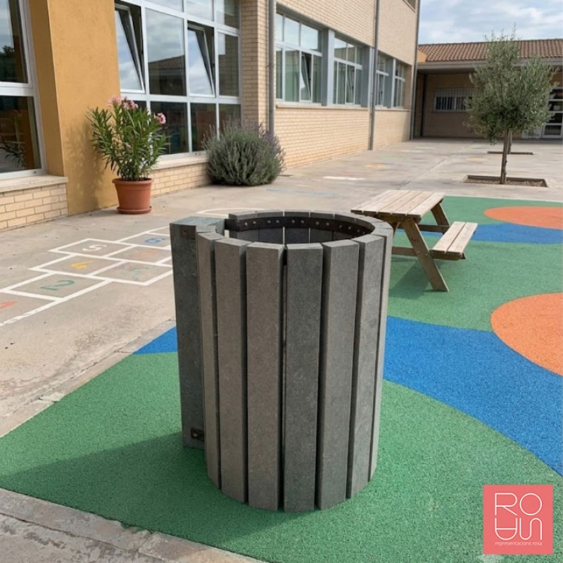 Papereres Urbanes de Plàstic Reciclat Madeira